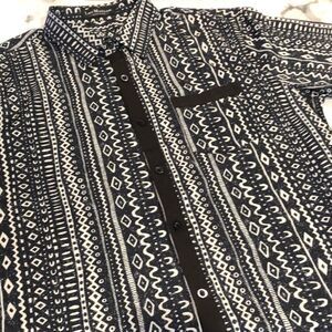 Luc Matton Designer Short Sleeve Button Front Mens L